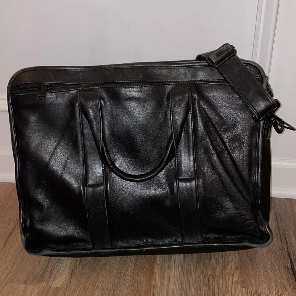 Tumi leather business/laptop bag